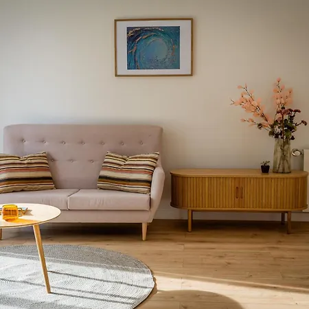 Laguna Cool Living 拉拉古纳