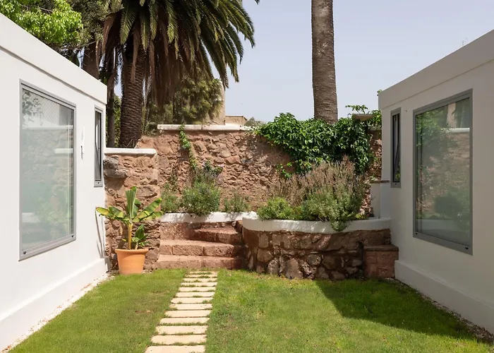 Laguna Cool Living Hotel *